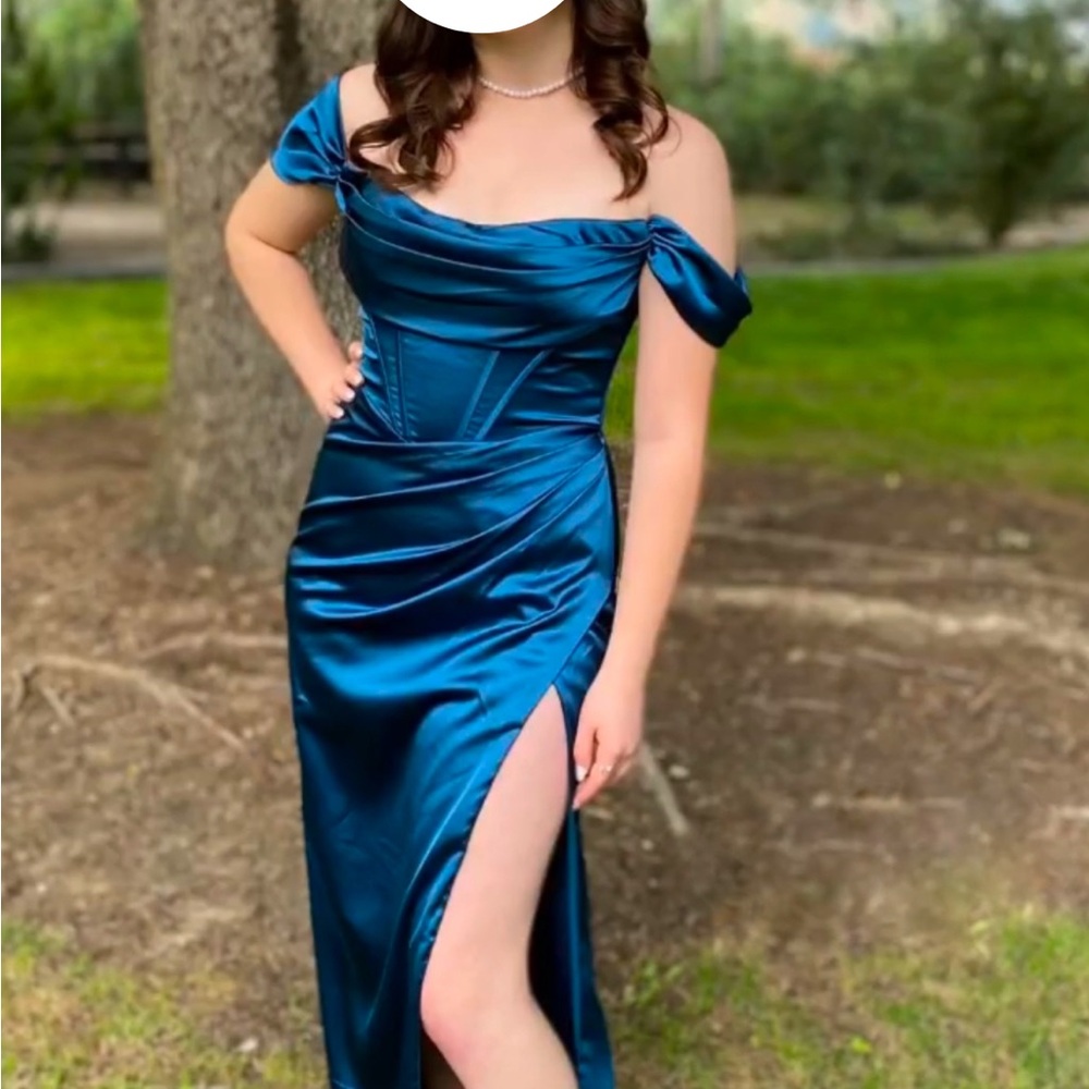 Blue Off-Shoulder Corset Pleated Mermaid Satin Dress with Slit - size 4 - prom